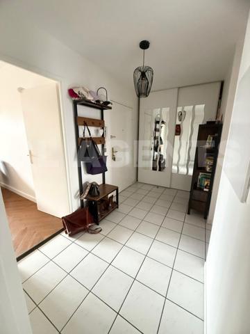 EXCLUSIVITE ; APPARTEMENT PROCHE CENTRE VILLE DE TYPE 3 PIECES 