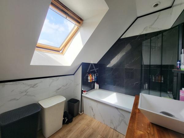 MAISON SEMI INDIVIDUELLE SOMAIN
