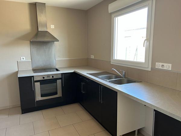 CHAURAY PAVILLON DE PLAIN PIED 3 CHAMBRES 80 m2, Chauray 79180