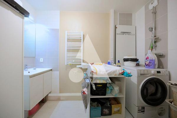 Appartement 5 pièces 93.02 m2