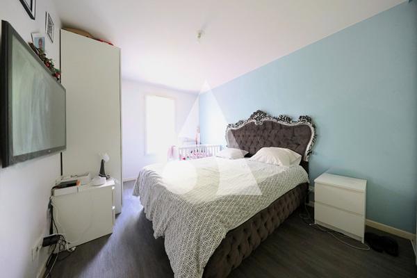Appartement 5 pièces 93.02 m2