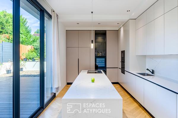 Élégance contemporaine et volumes d’exception à Saint-Leu-la-Forêt