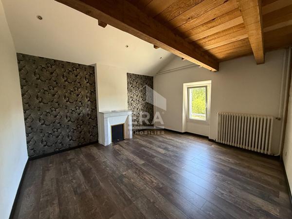 A VENDRE 13360 ROQUEVAIRE MAISON T6 DE 196 M² SUR 3 228 M² DE JARDIN PISCINE DEPENDANCES.