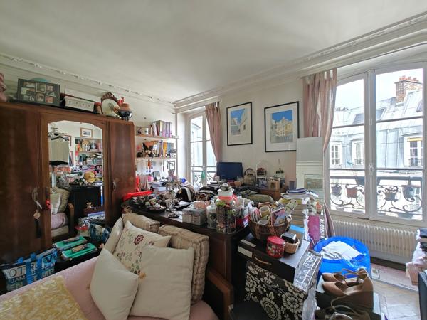 Appartement
         5 pièces
        - 113 m² Bien prestige 960 000 € *