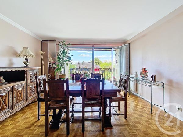 Appartement F4 à vendre  4 pièces - 78,26 m2 BOURG LA REINE - 92