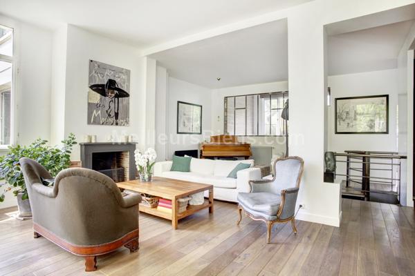 Calme absolu pour ce Duplex 169m2 en excellent état dans résidence très recherchée!