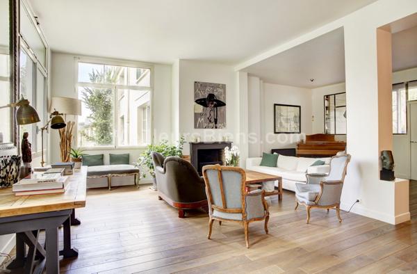 Calme absolu pour ce Duplex 169m2 en excellent état dans résidence très recherchée!