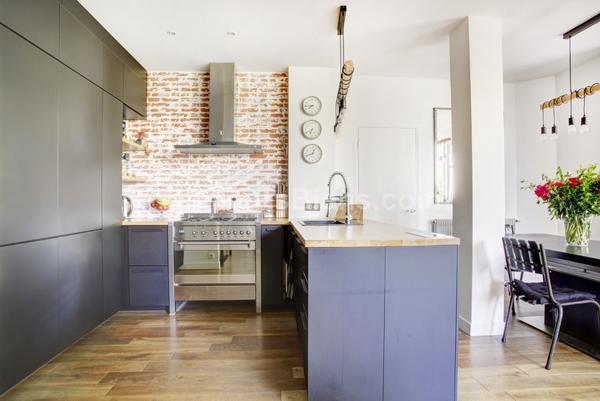 Calme absolu pour ce Duplex 169m2 en excellent état dans résidence très recherchée!