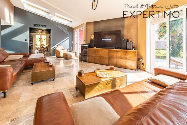 Challans (85300) Maison 300m², 7 chambres, piscine centre Challans