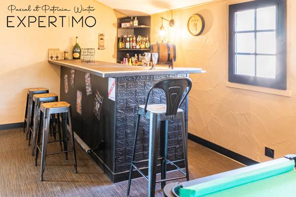 Challans (85300) Maison 300m², 7 chambres, piscine centre Challans