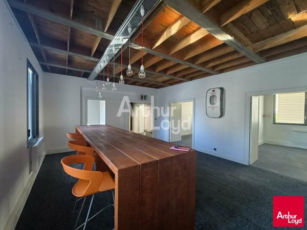 ANGERS CENTRE VILLE DE BUREAUX DE 162 M² A LOUER