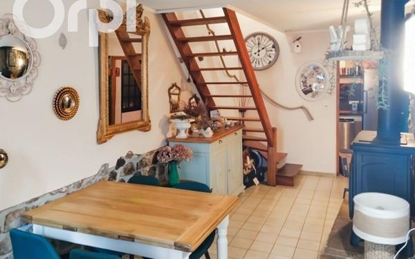 Maison à vendre    3 pièces •  Thueyts