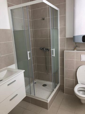 LOCATION STUDIO OULLINS , Oullins