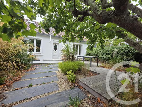 Maison à vendre  5 pièces - 76,56 m 2   LARMOR PLAGE  - 56