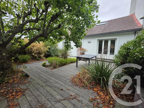 Maison à vendre  5 pièces - 76,56 m 2   LARMOR PLAGE  - 56