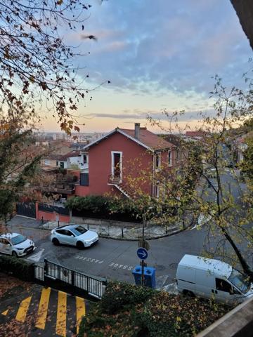 Appartement t2, terrasse, cave et garage
