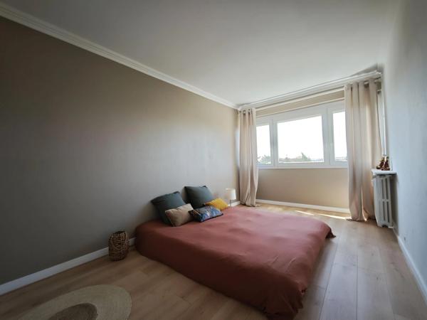 CHOLET – Résidence Saint-Pierre | Appartement 4 pièces – 3 chambres | Dernier étage – Vue exceptionnelle