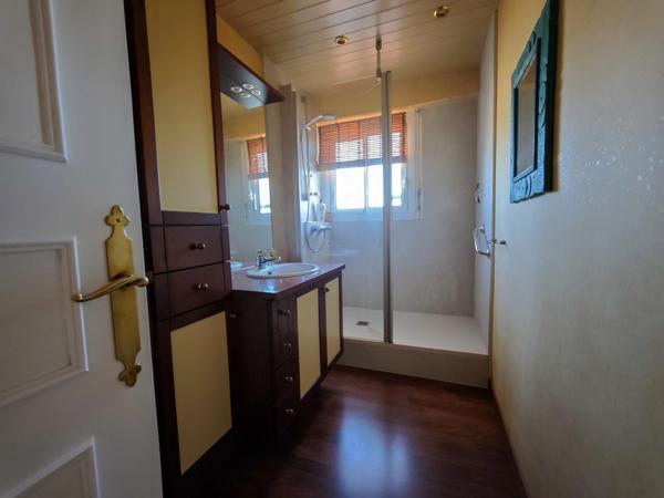 CHOLET – Résidence Saint-Pierre | Appartement 4 pièces – 3 chambres | Dernier étage – Vue exceptionnelle