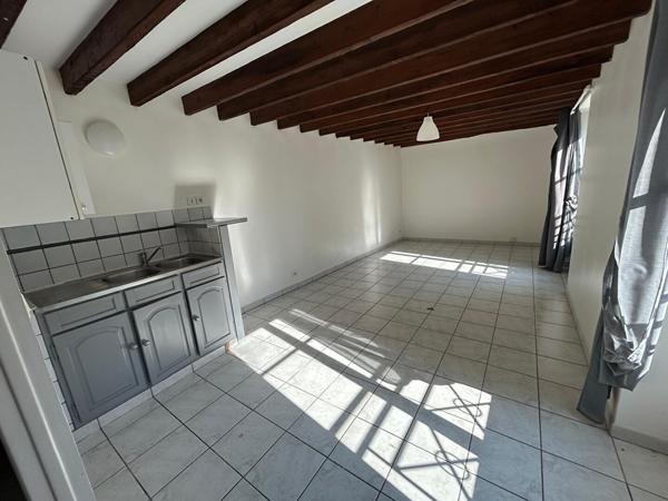 IMMEUBLE 9 APPARTEMENTS REPARTI EN DEUX BATIMENTS