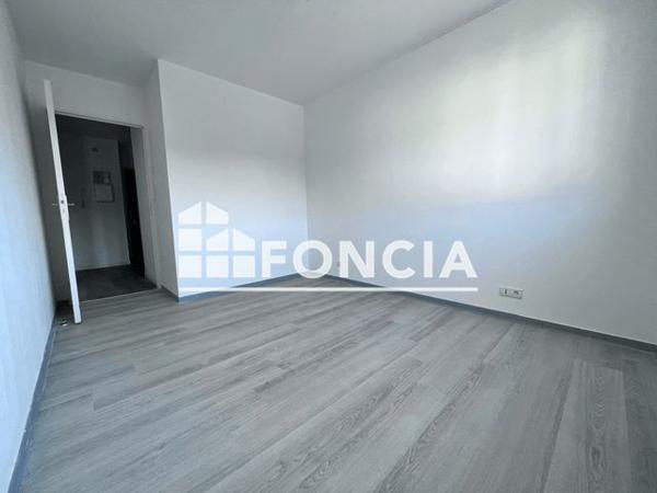 Location Appartement 2 pièces 47.57 m² - 5 RUE JEAN JAURES Claye Souilly 77410