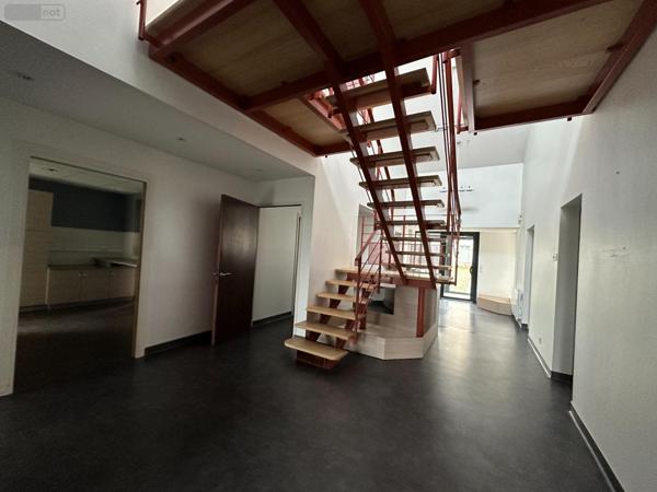 Maison à vendre à Dole dans le Jura (39100), ref : DOLE / CD   
BEDUGUE