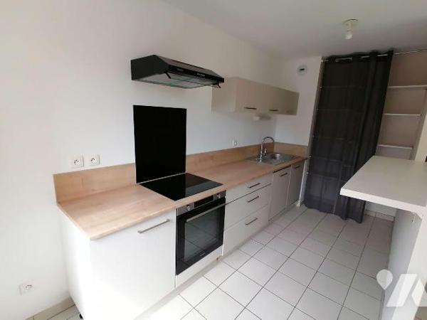 NOUVEAUTÉ - TRENTE CINQ NOTAIRES

Idéalement situé à Chartres-de-Bretagne, au coeur de la rés...
