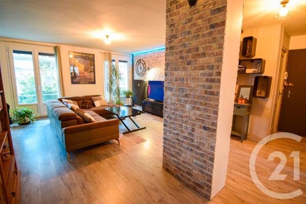 Appartement T4 à vendre  4 pièces - 86 m2 VILLEFRANCHE SUR SAONE - 69