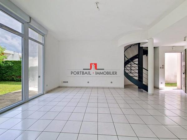 Maison T3 avec garage, jardin et piscine à Saint-André-de-Cubzac