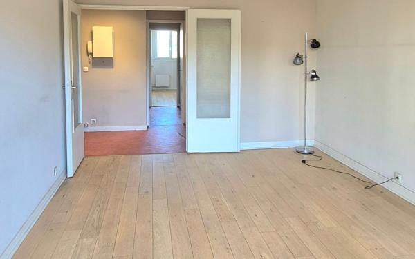 Appartement à vendre    3 pièces • 60 m2 Rosny-sous-Bois