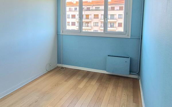 Appartement à vendre    3 pièces • 60 m2 Rosny-sous-Bois