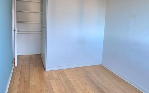 Appartement à vendre    3 pièces • 60 m2 Rosny-sous-Bois