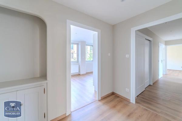 Appartement à vendre 4 pièces 94.57m² Roanne (42300)