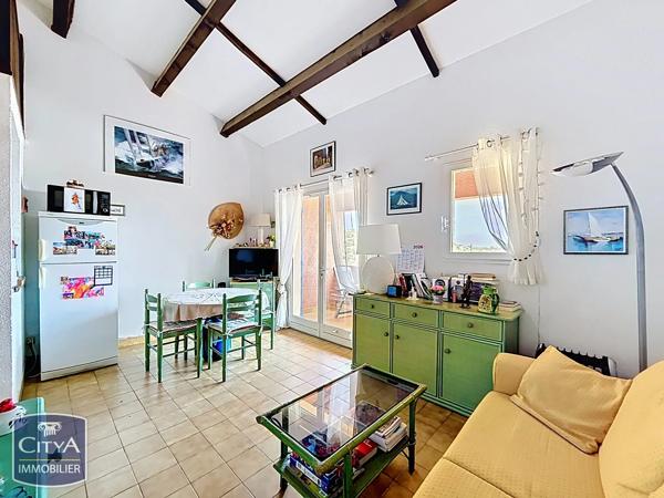 Appartement à vendre 4 pièces 48.1m² Roquebrune-sur-Argens (83380)