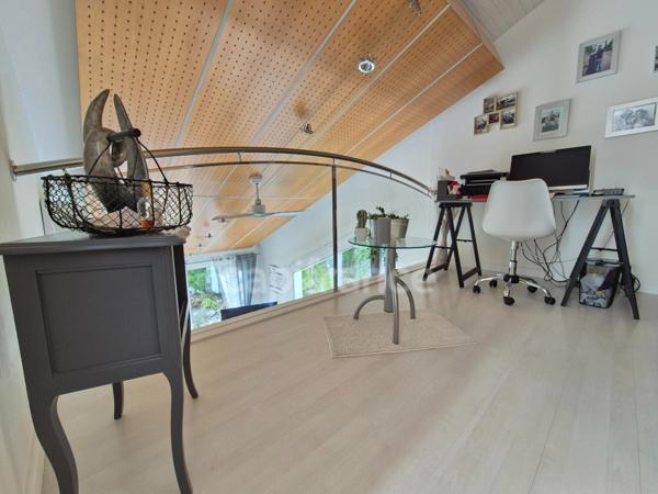 Maison à vendre 6 pièces ROYAN (17) - 4 chambres - Piscine -Garage - Terrain de 1129m²