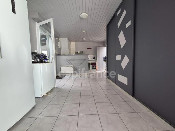 Maison à vendre 6 pièces ROYAN (17) - 4 chambres - Piscine -Garage - Terrain de 1129m²