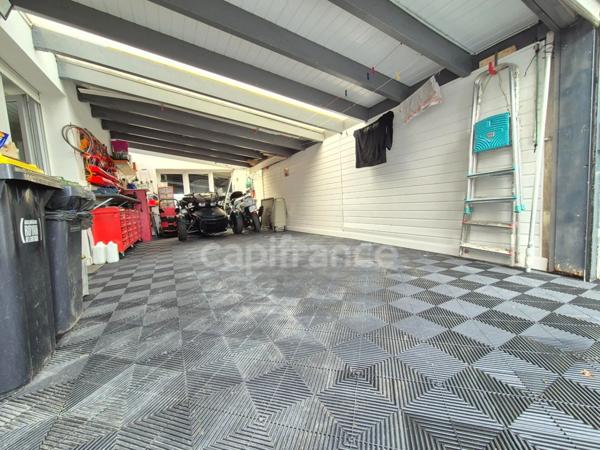 Maison à vendre 6 pièces ROYAN (17) - 4 chambres - Piscine -Garage - Terrain de 1129m²