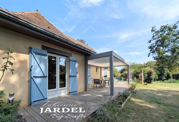 Maison 129 m² - 4 chambres - piscine - pergola