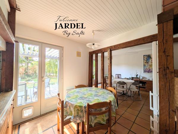 Maison 129 m² - 4 chambres - piscine - pergola