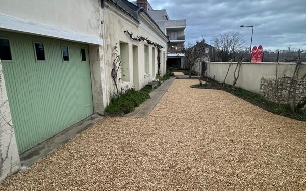 Maison à louer    5 pièces •  La Riche