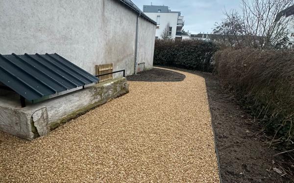 Maison à louer    5 pièces •  La Riche