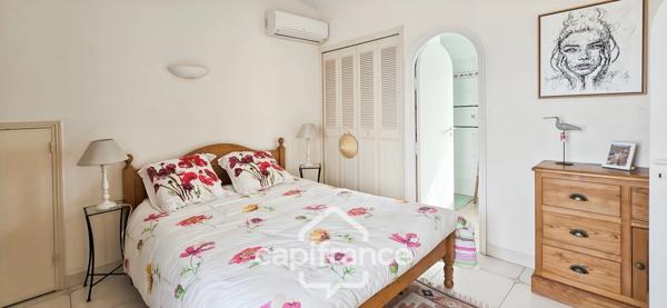 Maison à vendre 4 pièces VUE MER + Garage 55m² + Piscine SANARY SUR MER (83)
