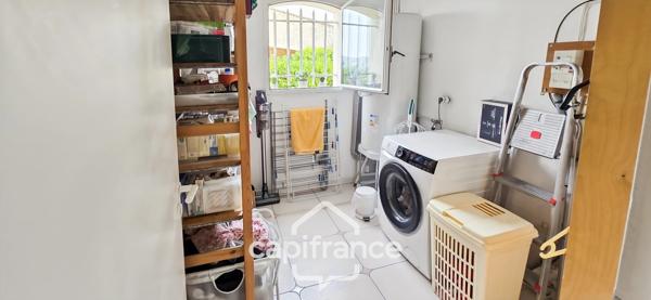 Maison à vendre 4 pièces VUE MER + Garage 55m² + Piscine SANARY SUR MER (83)