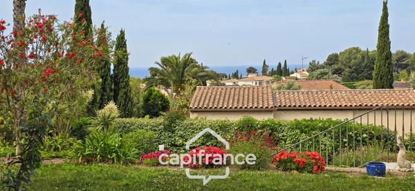 Maison à vendre 4 pièces VUE MER + Garage 55m² + Piscine SANARY SUR MER (83)