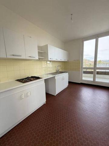 Appartement 2 pièces                                        - 43750 Vals-près-le-Puy Réf : 13416