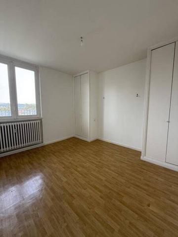 Appartement 2 pièces                                        - 43750 Vals-près-le-Puy Réf : 13416