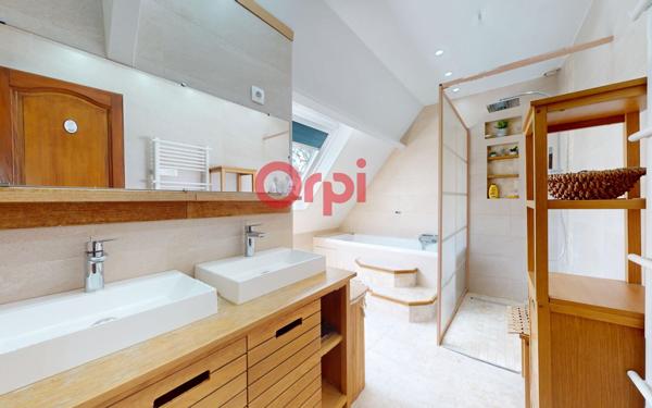 Maison à vendre    7 pièces • 160,35 m2 Montfermeil