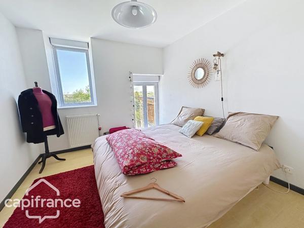 Ancienne demeure seigneuriale avec piscine et dépendances – charme, volumes et intimité au rendez-vous