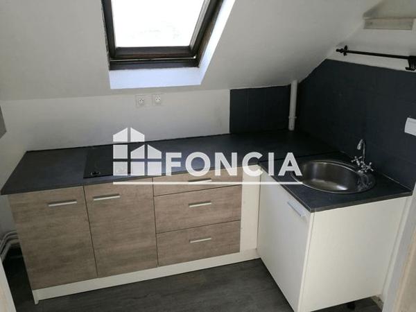 Location Appartement 2 pièces 29.5 m² - 13 AVENUE DE LA LIBERATION Etampes 91150