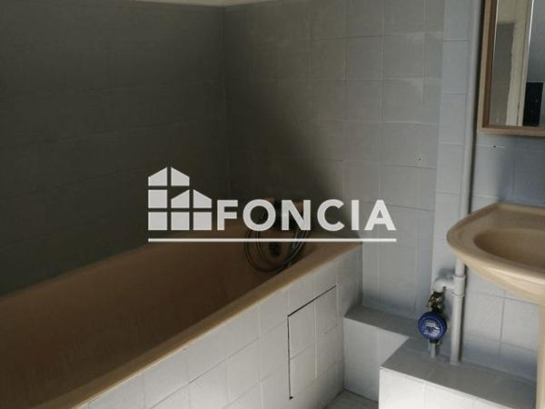 Location Appartement 2 pièces 29.5 m² - 13 AVENUE DE LA LIBERATION Etampes 91150