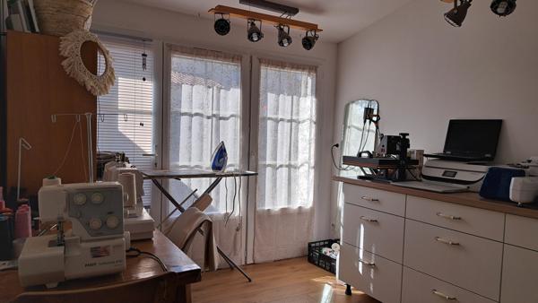 Malemort-du-Comtat (84570) Villa récente 4 chambres